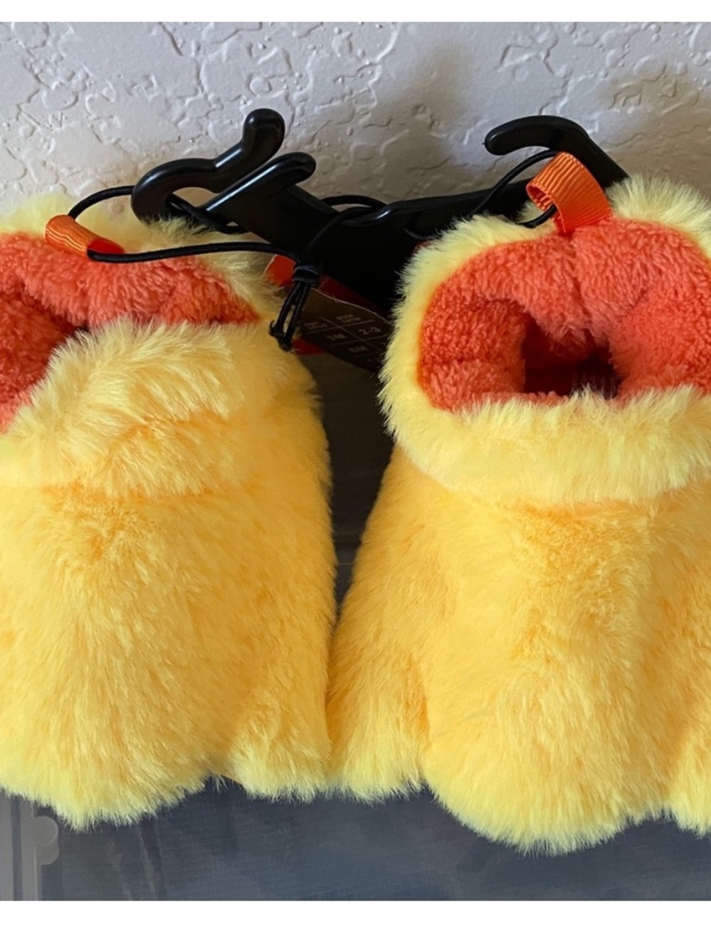NWT~wonder nation Yellow & Orange SZ 3-6 M Fuzzy Baby Duck Feet 👣 Slippers NeW